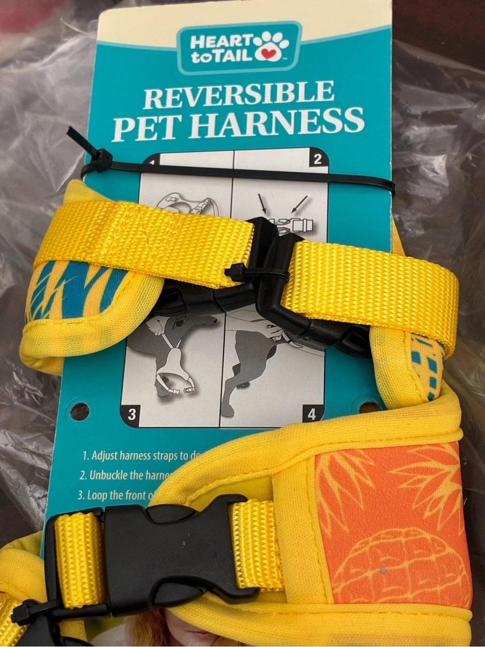 Heart to Tail Reversible Dog Pet Harness Size Medium Pineapples NEW